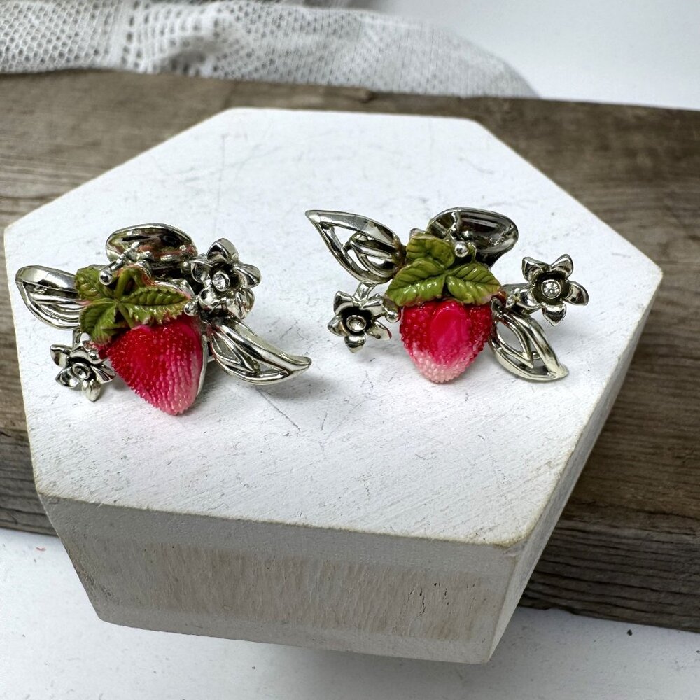 Vintage Strawberry Leaf Clip-On Earrings Silver & Enamel Floral Design